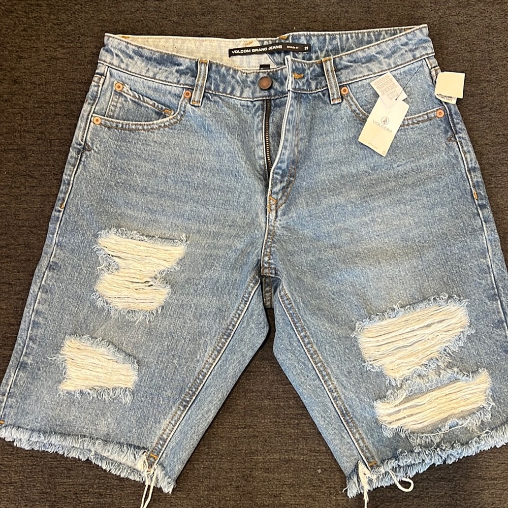 Volcom Bermuda shorts